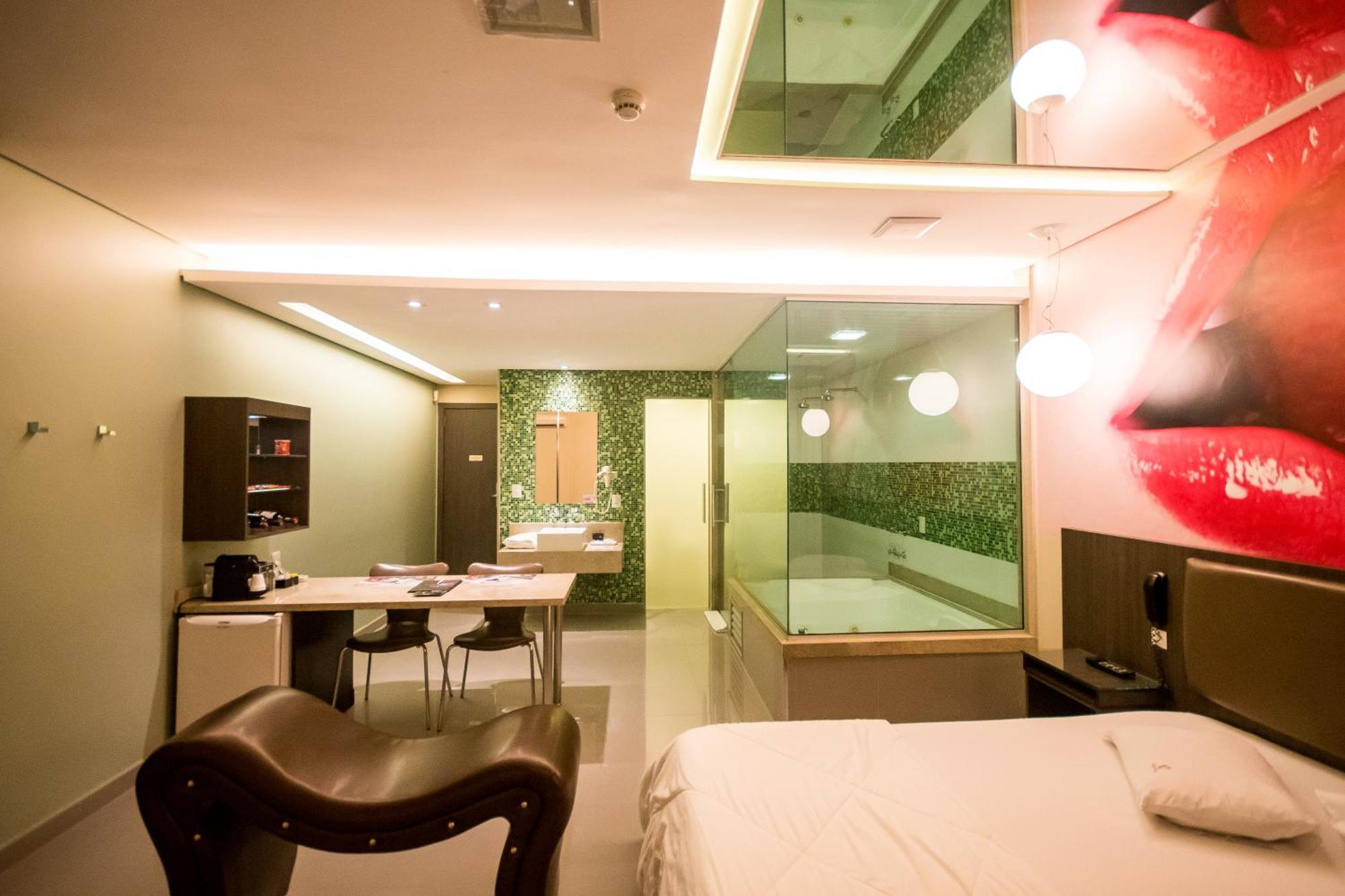 Vitara Motel (Adults Only) Taboão da Serra Екстериор снимка