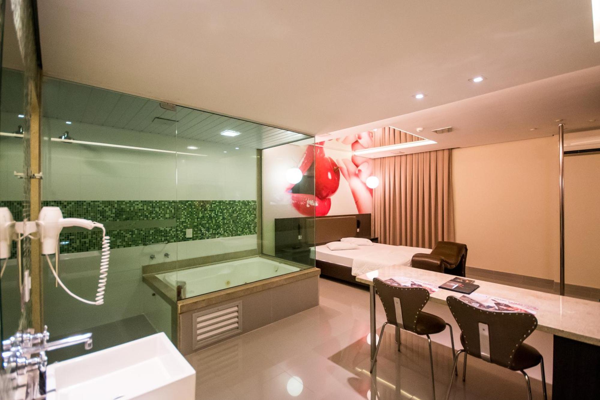 Vitara Motel (Adults Only) Taboão da Serra Екстериор снимка